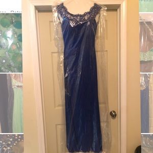 Madison James Size 6 Prom Dress